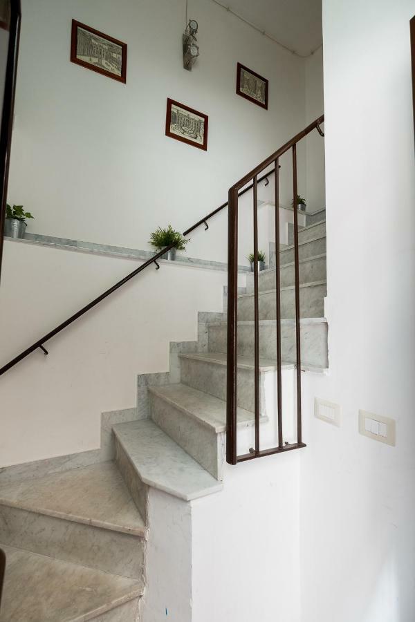 Apollo Home คาตาเนีย ภายนอก รูปภาพ
